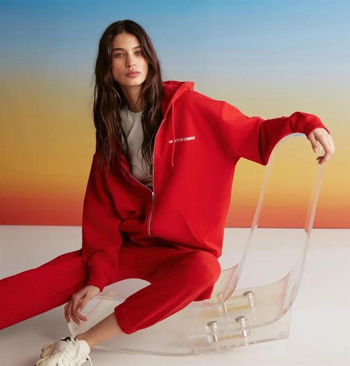 AMETIS Kadın İçi Polarlı Nakış Yazı Detaylı Organik Pamuk Oversize Kapüşonlu Kırmızı Sweatshirt