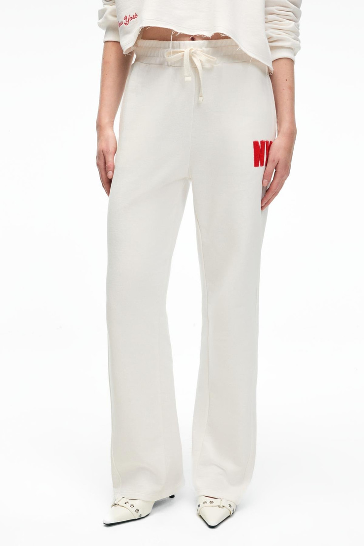 AVENZA Kadın Nakış Detaylı Yanları Cepli Regular Geniş Paçalı Ekru Eşofman Altı