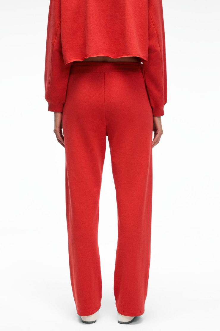 AVENZA Kadın Nakış Detaylı Yanları Cepli Regular Geniş Paçalı Kırmızı Eşofman Altı