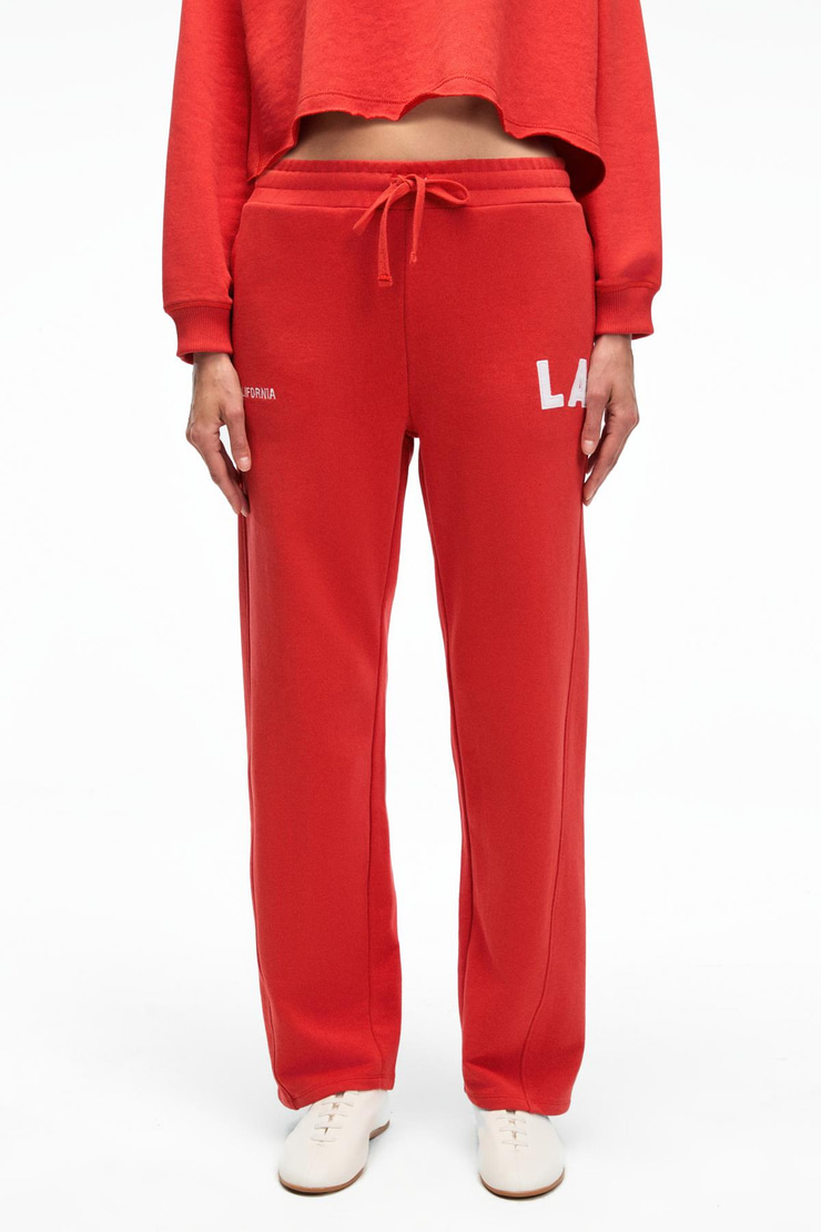 AVENZA Kadın Nakış Detaylı Yanları Cepli Regular Geniş Paçalı Kırmızı Eşofman Altı