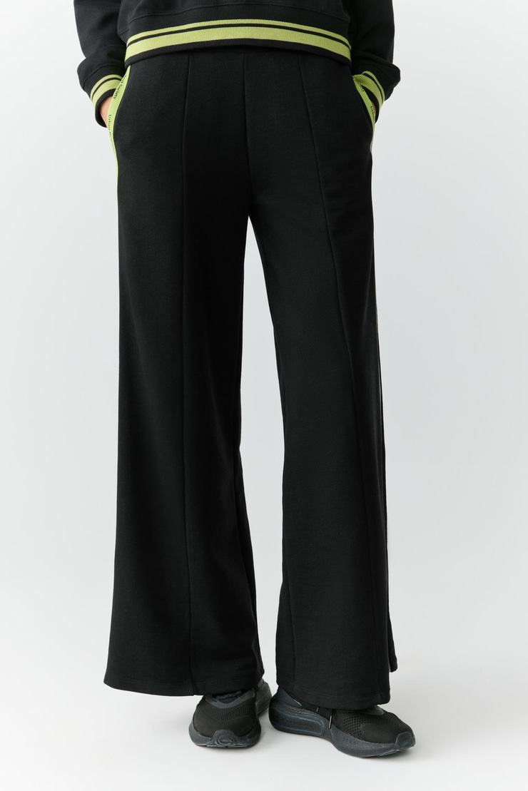 BRITTA  Kadın Beli Lastikli Geniş Paça Relaxed Siyah Eşofman Altı