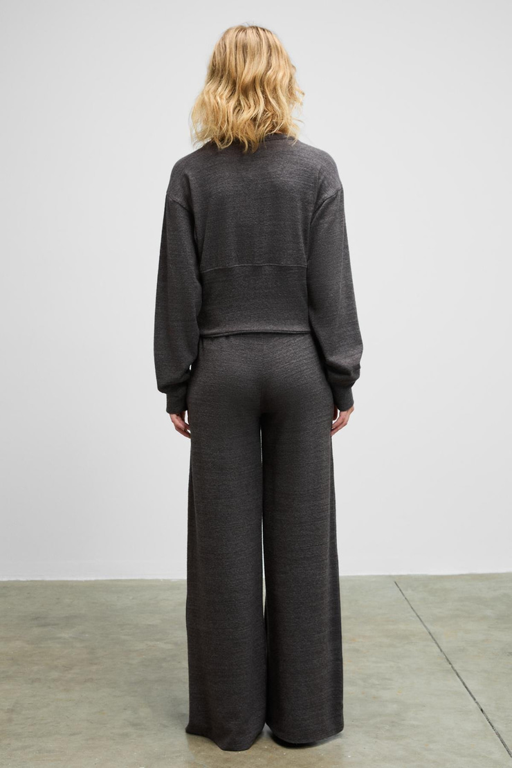 CAISES Kadın Yumuşak Ve Esnek Kumaşlı Geniş Paçalı Koyu Gri Eşofman Altı