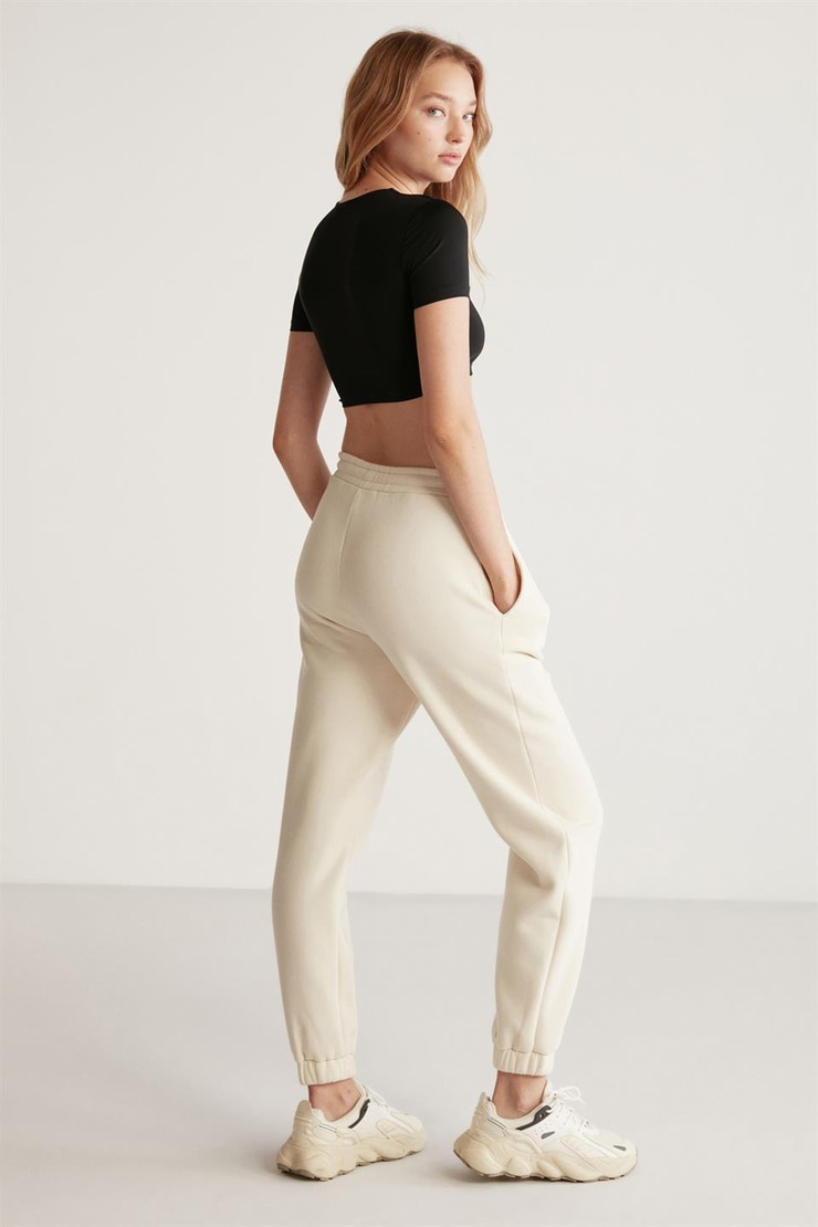 CARROLINE Örme Relaxed Vanilya Tekli Eşofman Altı