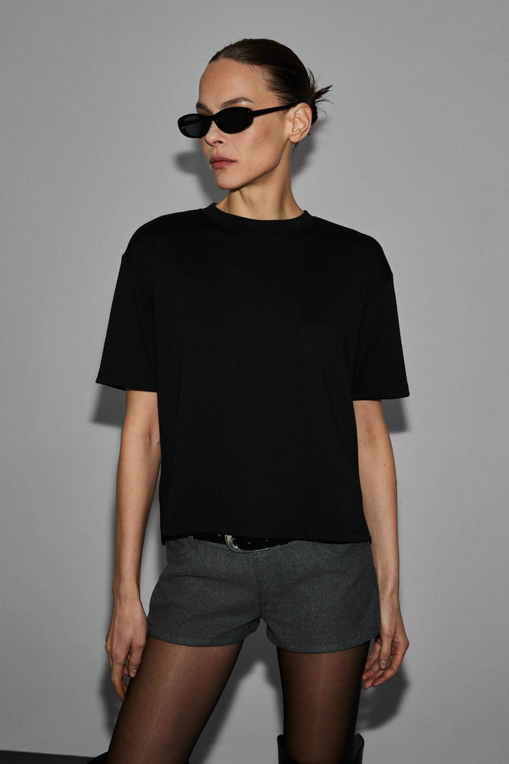 COLENA Kadın Organik Pamuklu Bisiklet Yaka Oversize Fit Kısa Kollu Siyah T-Shirt