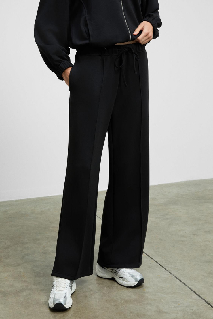 COMFY Kadın Yumuşak Ve Esnek Kumaşlı Çift Cepli Beli Lastikli Relaxed Fit Siyah Eşofman Altı