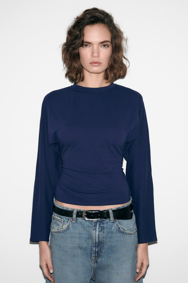 COMINO Kadın Yuvarlak Yaka Vücuda Oturan Esnek Kumaşlı Slim Fit Lacivert Bluz