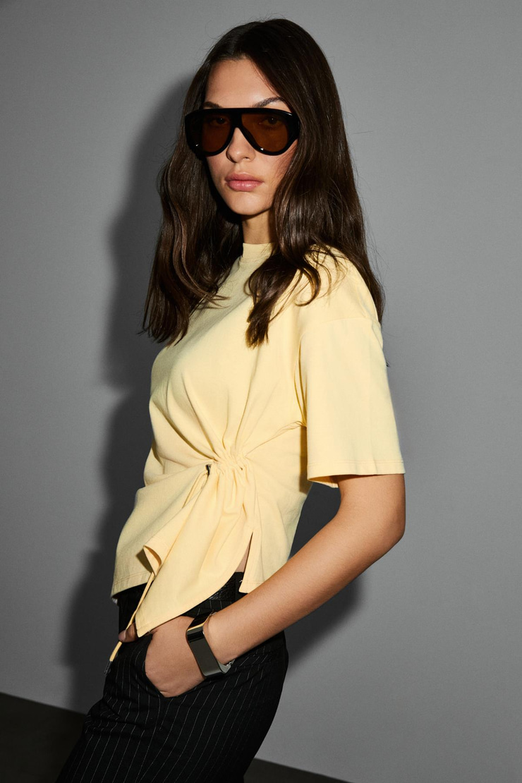 CORIAN Kadın Organik Pamuklu Yuvarlak Yakalı Büzgü Ve Kordon Detaylı Regular Sarı Bluz