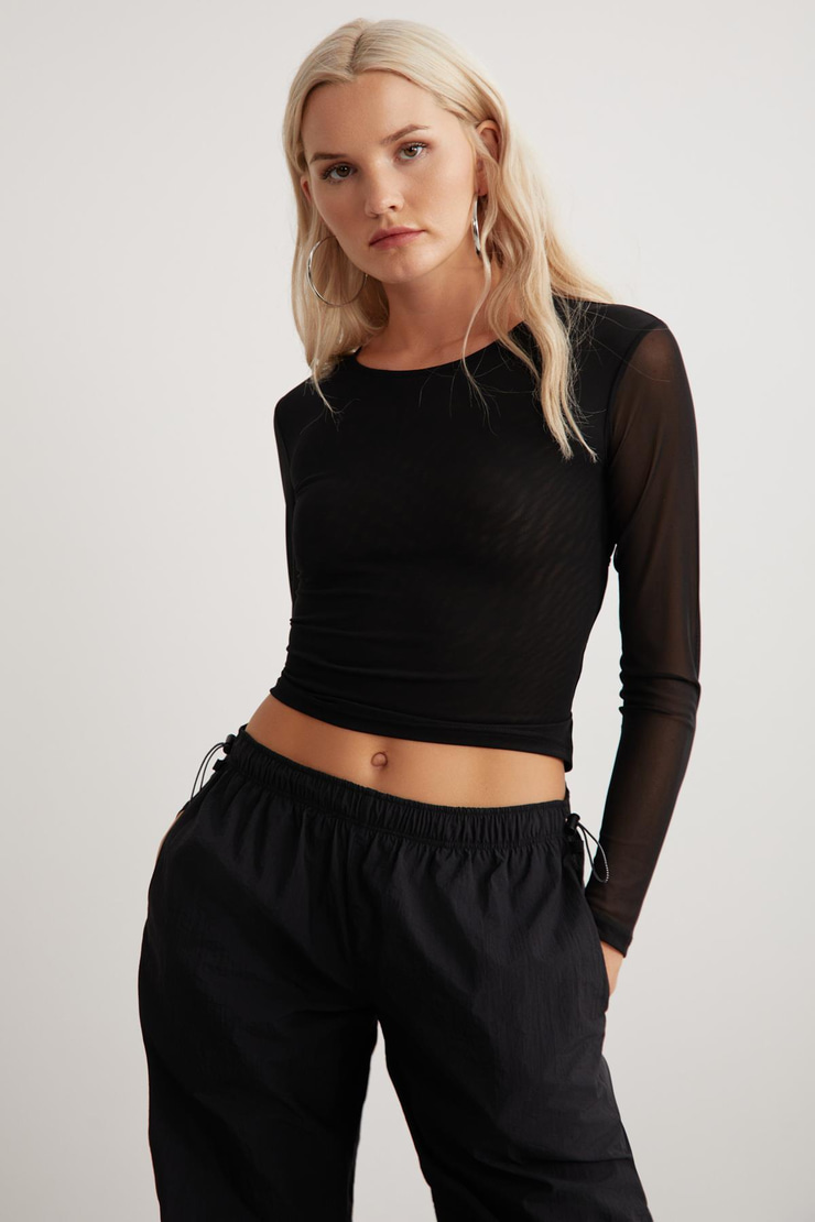 Derry Kadın Bisiklet Yaka Arka Bağlama Detaylı Tül Crop Siyah Bluz