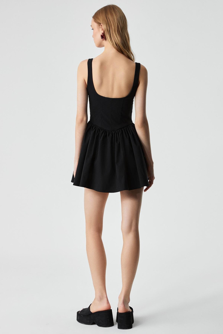 DOUMBIAN Kadın Slim Fermuarlı Havuz Yaka Kısa Siyah Elbise