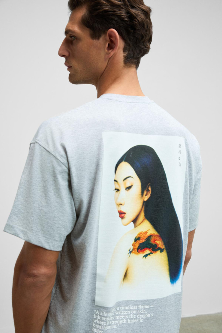 DRAGON Erkek Göğsü Ve Sırtı Baskılı %100 Organik Pamuk Oversize Fit Bisiklet Yaka Grimelanj T-Shirt