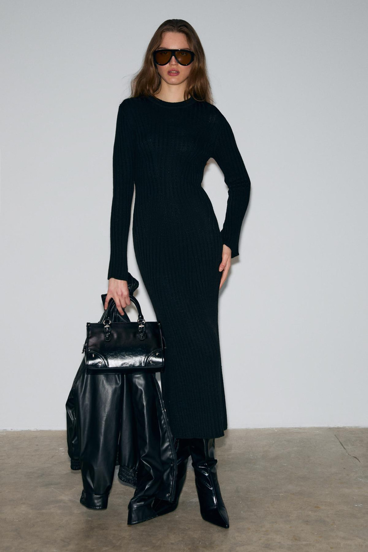 DUENDE Kadın Yuvarlak Yaka Çizgi Desenli Slim Fit Triko Siyah Elbise