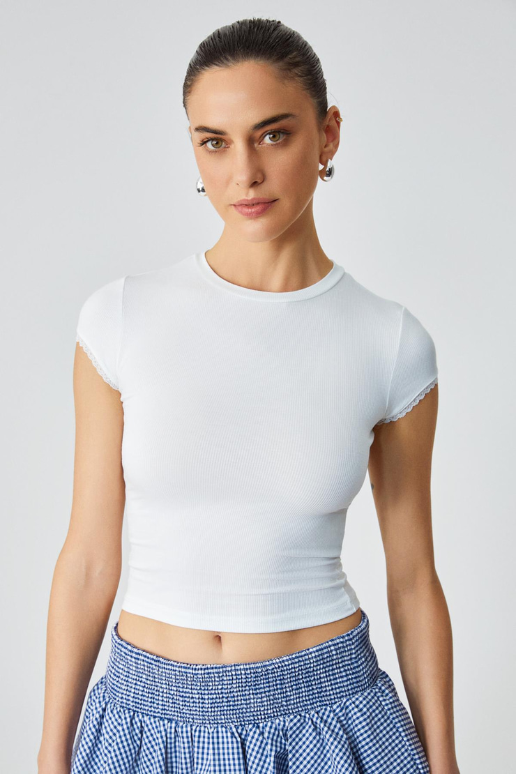 DULCE Kadın Slim Fit Kısa Kollu Beyaz T-Shirt