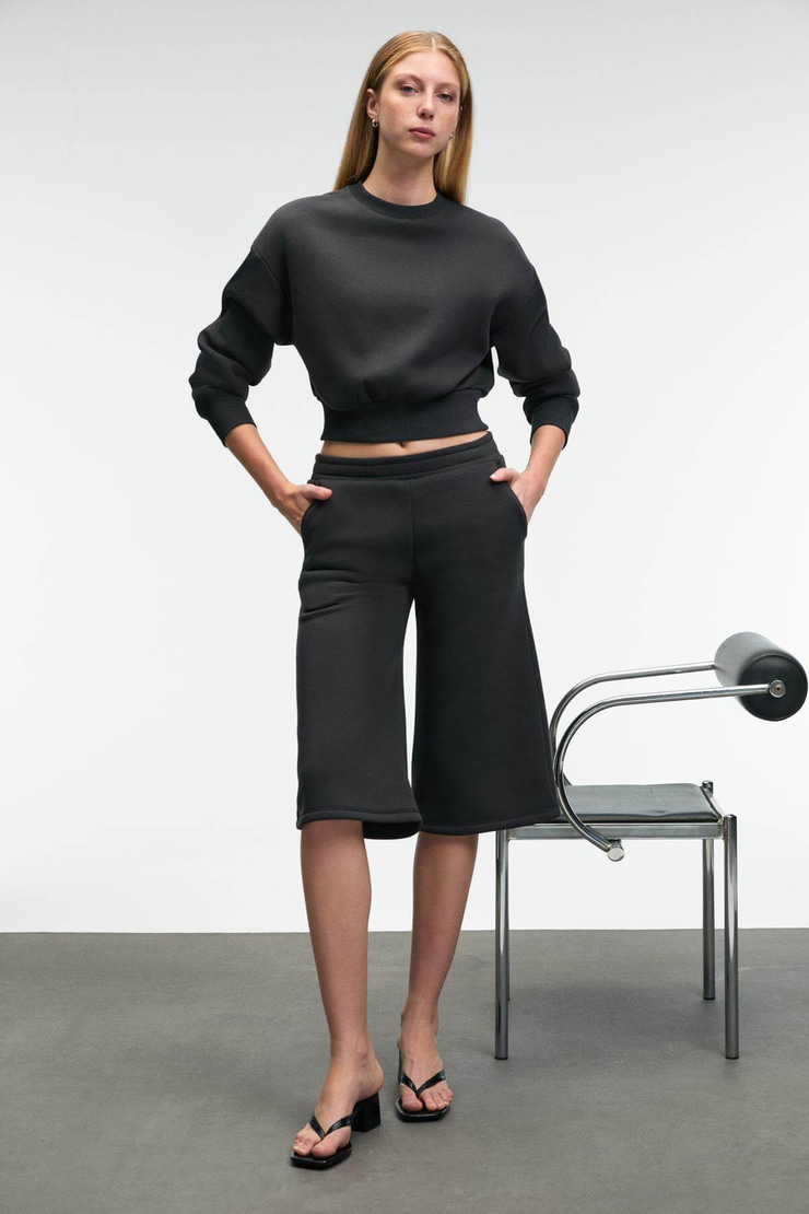 ELPIHRA Kadın Oversize Beli Lastikli Çift Cepli Antrasit Şort & Bermuda