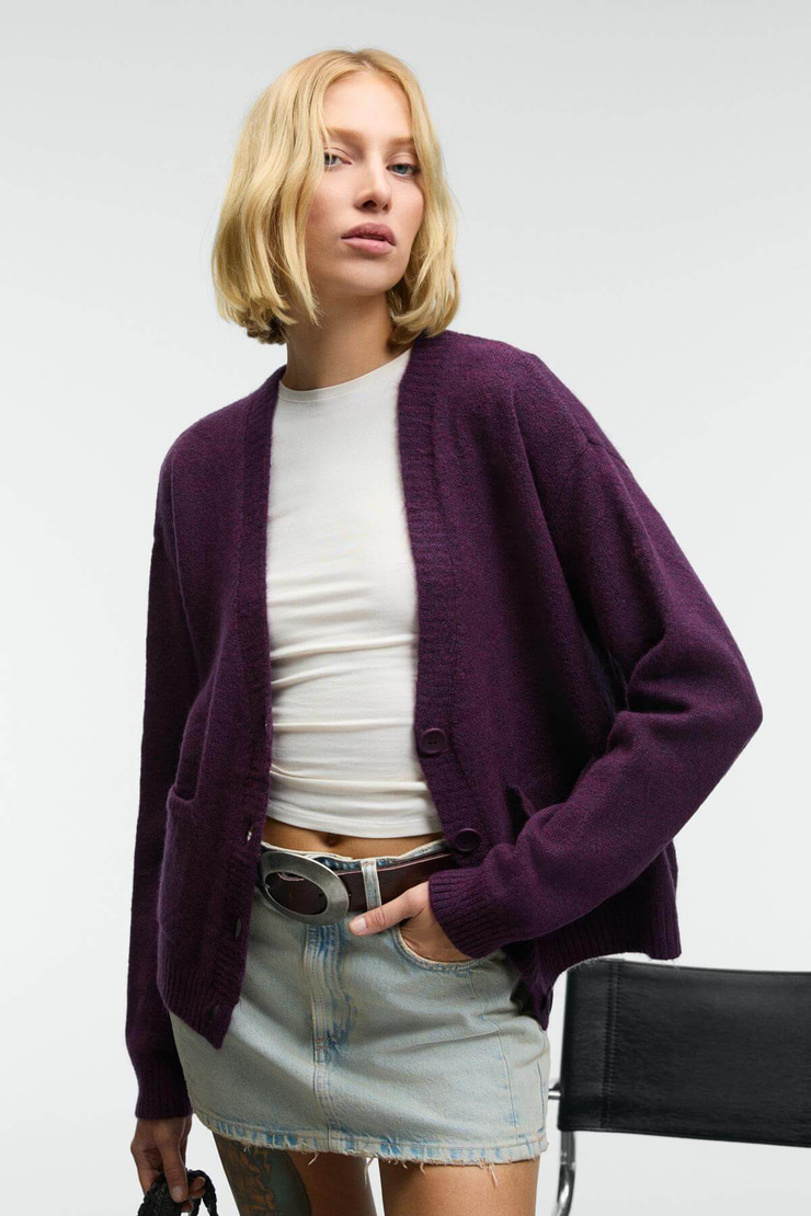 ESENCIA Kadın V Yaka Uzun Kollu Düğmeli Cepli Yumuşak Dokulu Regular Triko Mor Kazak