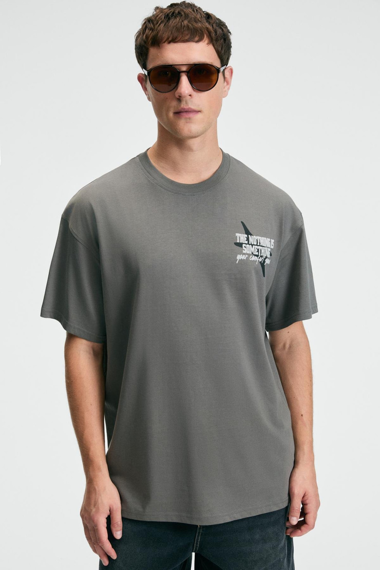 FEAST Erkek %100 Pamuk Oversize Fit Baskılı Kısa Kollu Yuvarlak Yakalı Gri T-Shirt
