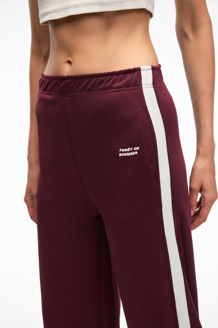 FINYARA Kadın Oversize Çift Cep Nakış ve Yan Şerit Detaylı Bordo Eşofman Altı