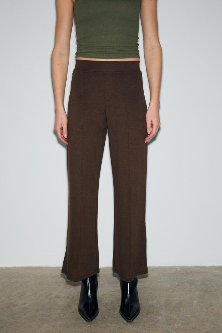 FREDA Kadın Kalın İnterlok Tok ve Esnek Kumaşlı Flare Paça Önü Nervürlü Beli lastikli Koyu Kahverengi Pantolon