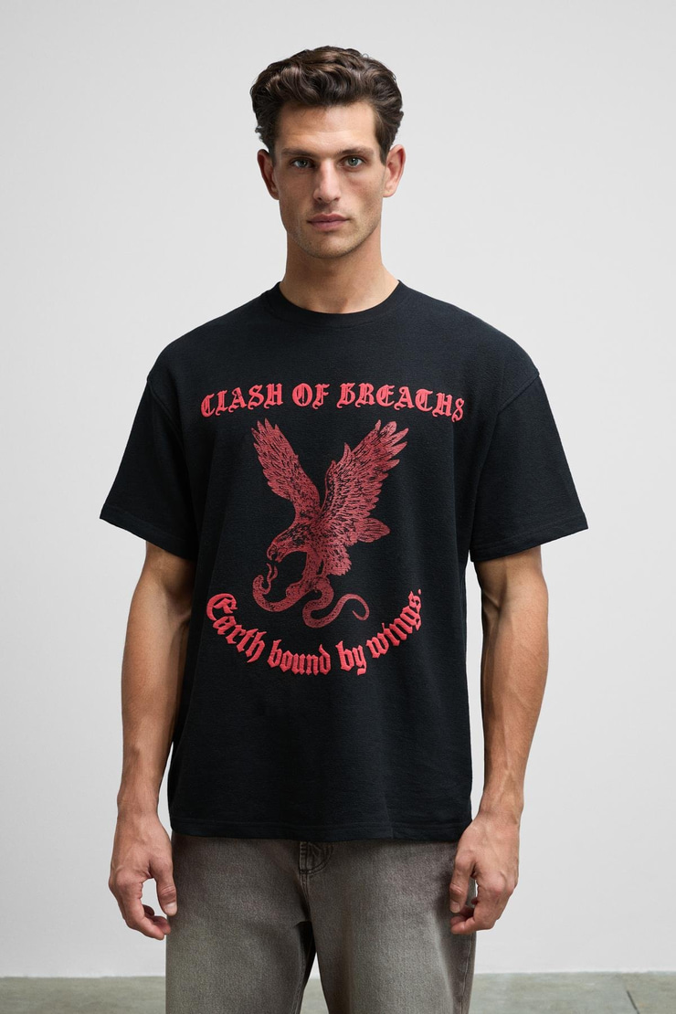 GUSI Erkek Önü Kabaran Baskılı %100 Organik Pamuk Oversize Fit Bisiklet Yaka Siyah T-Shirt