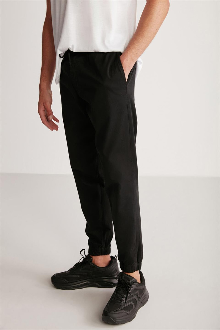 JAKOB  Comfort Siyah Tekli Pantolon