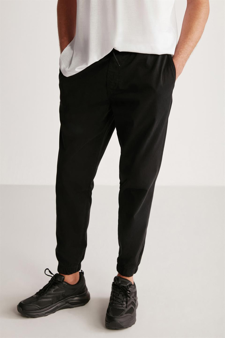 JAKOB  Comfort Siyah Tekli Pantolon