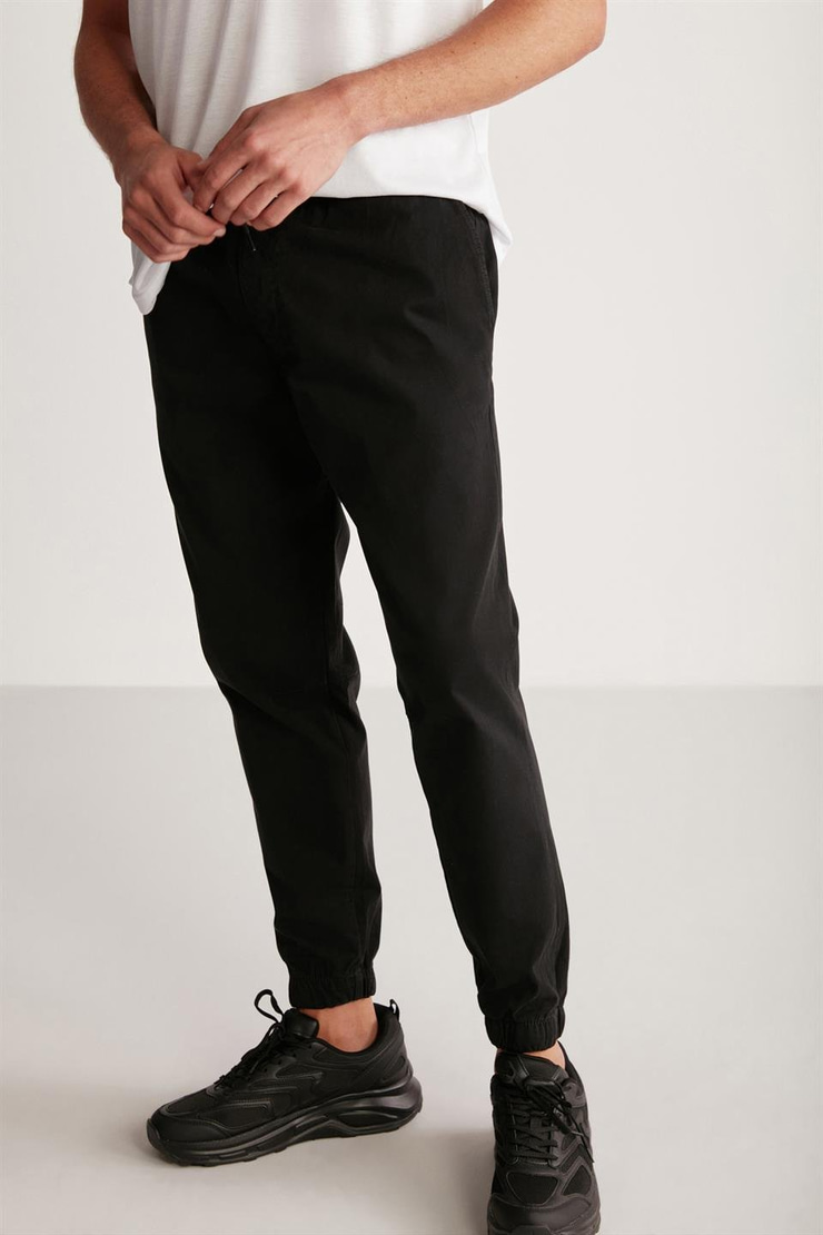 JAKOB  Comfort Siyah Tekli Pantolon