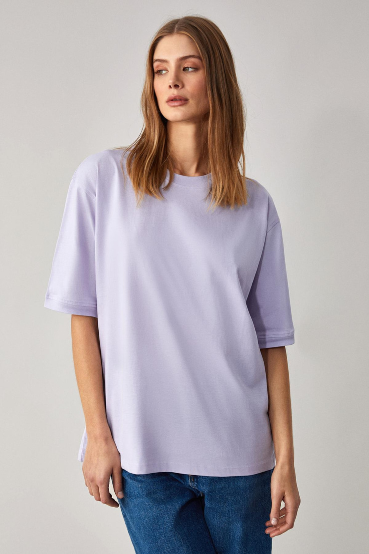 Jemmy Kadın %100 Organik Pamuk Relaxed Fit Yırtmaçlı Yuvarlak Yakalı Lila T-Shirt