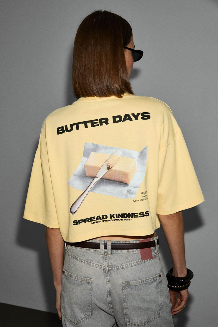 JUNARIVE Kadın Organik Pamuklu Bisiklet Yaka Baskılı Kısa Kollu Sarı T-Shirt