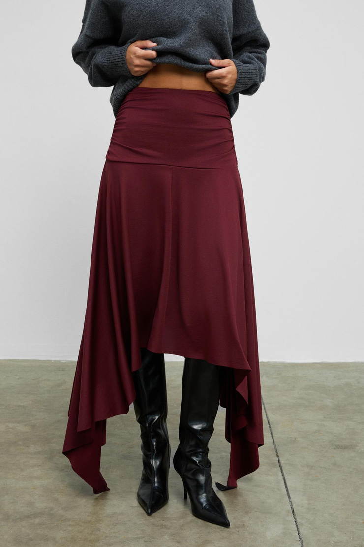 JUNKIT Kadın Yumuşak Ve Esnek Kumaşlı Asimetrik Paçalı Büzgülü Bordo Etek