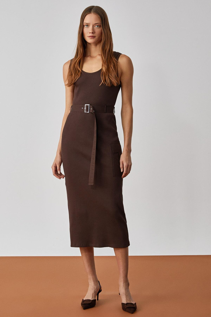 KAMONGAS Kadın Regular Oyuk Yaka Kısa Paça Kahverengi Elbise