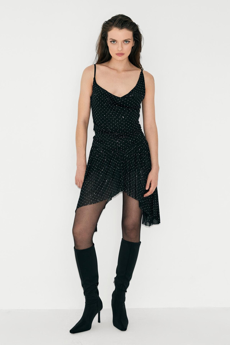 LATIDO Kadın Degaje Yakalı Tül Üzeri Taş Detaylı Astarlı Askılı Şık Siyah-Kristal Taşlı Bluz