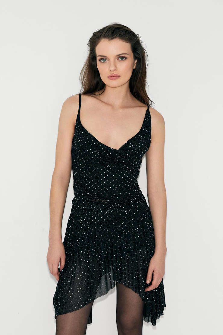 LATIDO Kadın Degaje Yakalı Tül Üzeri Taş Detaylı Astarlı Askılı Şık Siyah-Kristal Taşlı Bluz