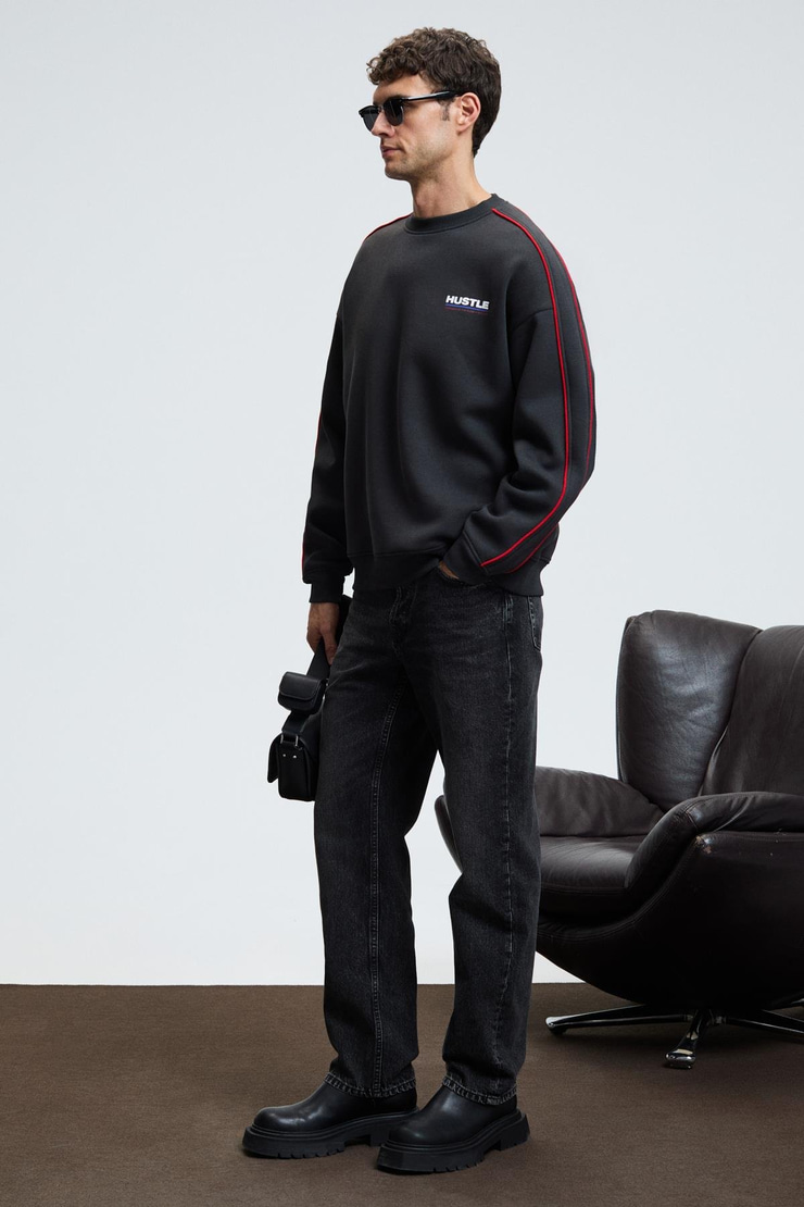 LEIF Erkek Kolları Biyeli Önü Baskılı Yuvarlak Yaka Oversize Antrasit Sweatshirt