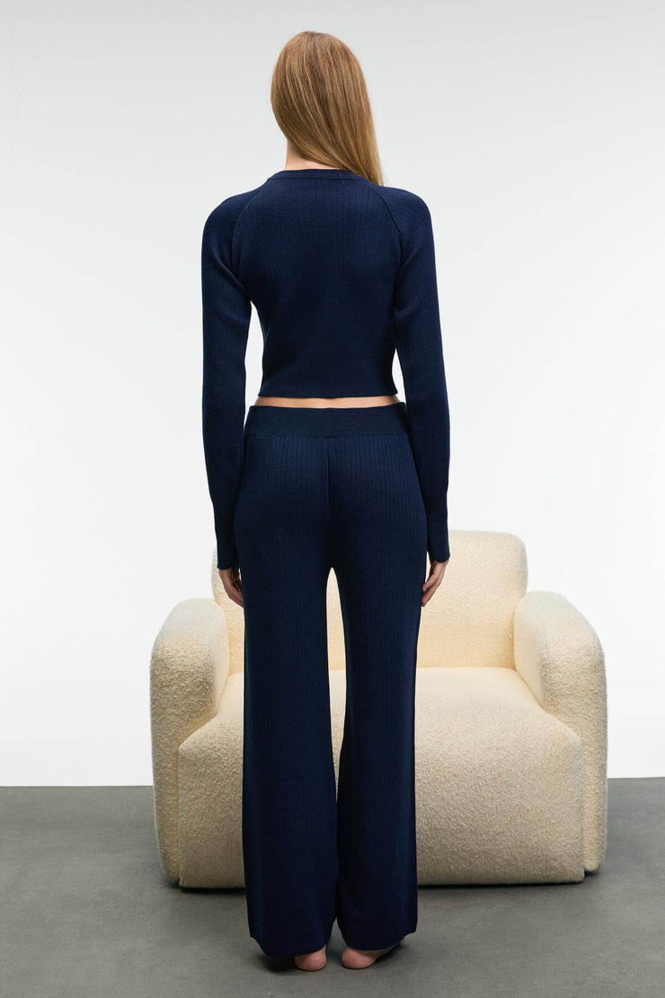 MARIPOSA Kadın Yuvarlak Yaka Çizgi Desenli Crop Geniş Paça Triko Lacivert Alt-Üst Takım