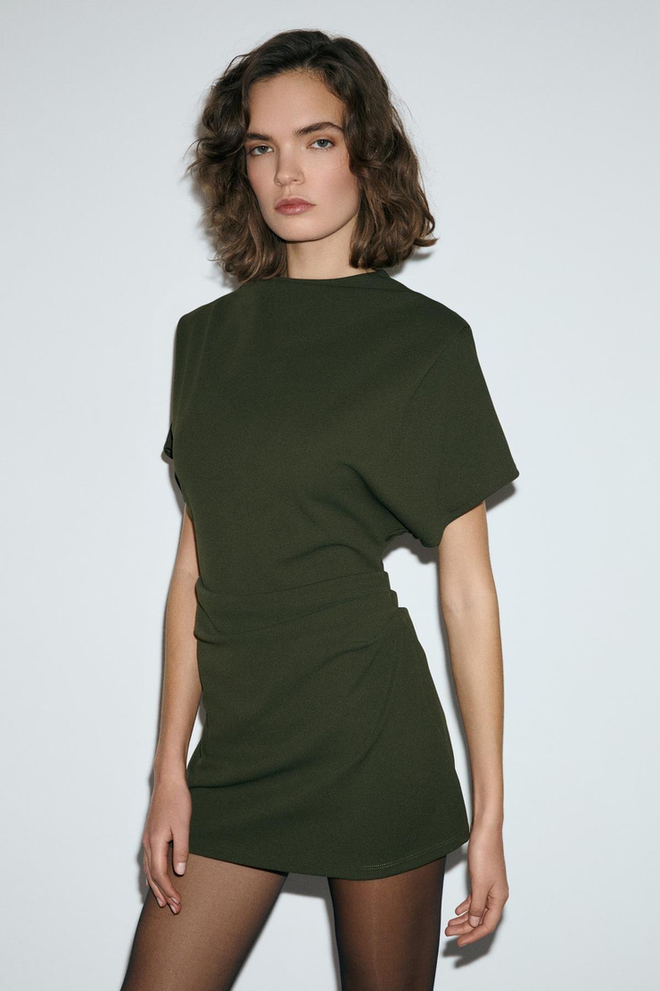 MAXINE Kadın Omuz Ve Bel Kısımlarında Pile Detaylı Dik Yaka Fermuarlı Kısa Kollu Mini Haki Elbise