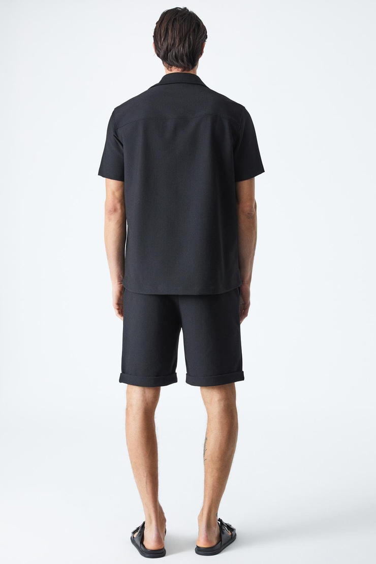 MELOS Erkek Kısa Kollu Cepli Çıtçıtlı Relaxed Fit Siyah Gömlek
