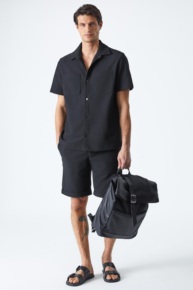 MELOS Erkek Kısa Kollu Cepli Çıtçıtlı Relaxed Fit Siyah Gömlek