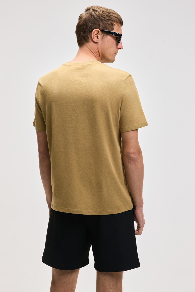 MOCASSIN Erkek %100 Pamuk Baskılı Relaxed Fit Yuvarlak Yaka Kısa Kollu Açık Haki T-Shirt