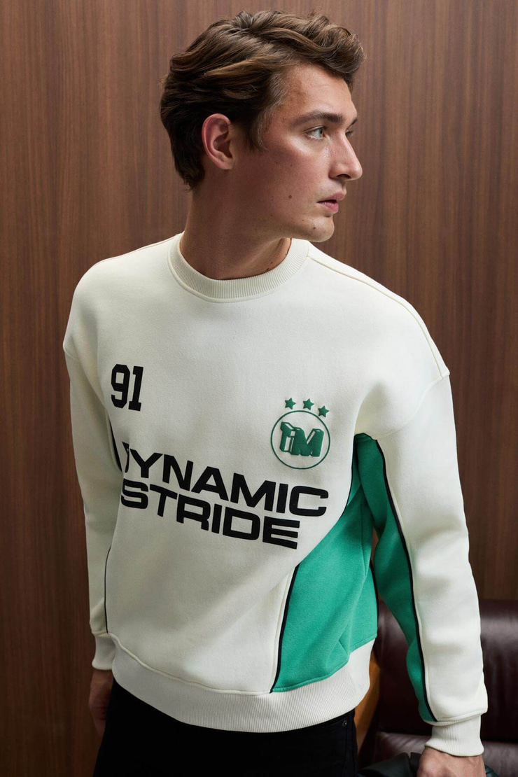 MONTY Erkek Yuvarlak Yaka Baskılı Omuzları Yeşil Renkte Relaxed Fit Ekru Sweatshirt