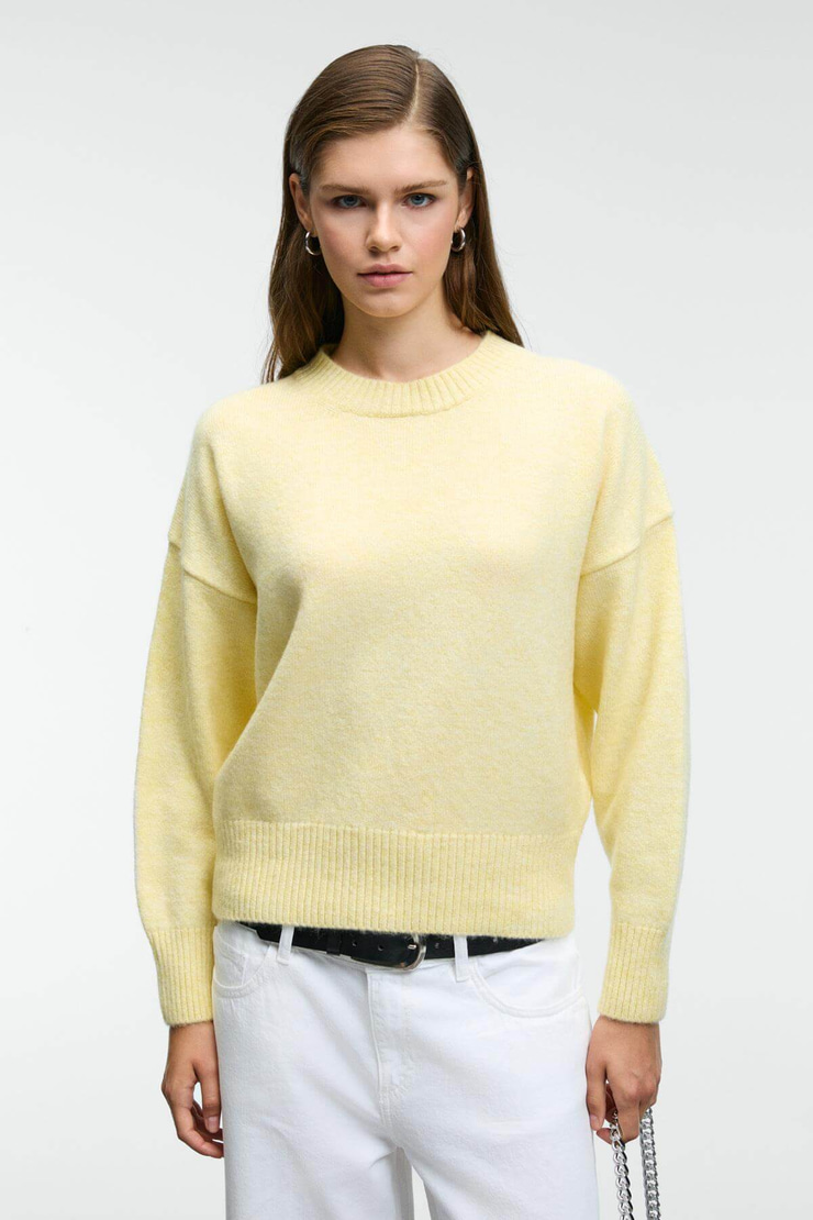 NANNA Kadın Oversize Fit Yumuşacık Kaşmir Tuşesinde Bisiklet yaka Kalın Triko Sarı Kazak