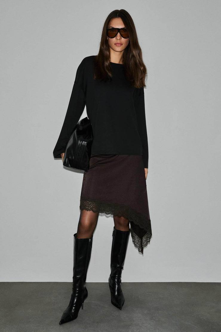 NEAT Kadın Organik Pamuklu Bisiklet Yaka Oversize Fit Uzun Kollu Siyah T-Shirt