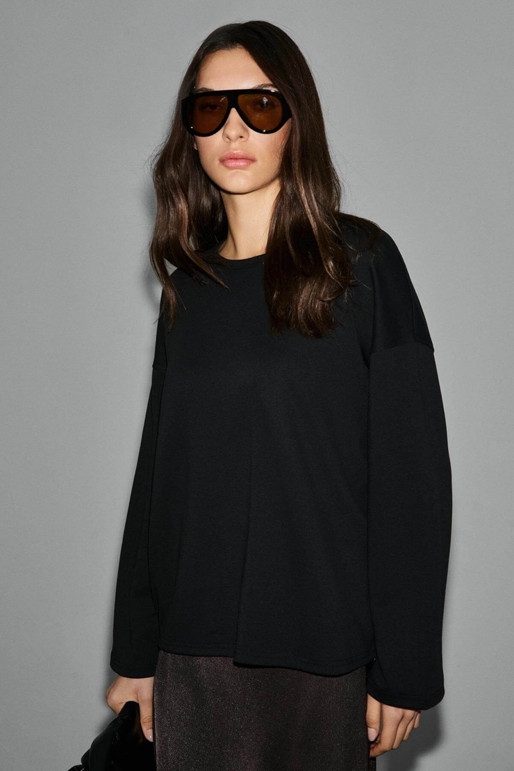 NEAT Kadın Organik Pamuklu Bisiklet Yaka Oversize Fit Uzun Kollu Siyah T-Shirt