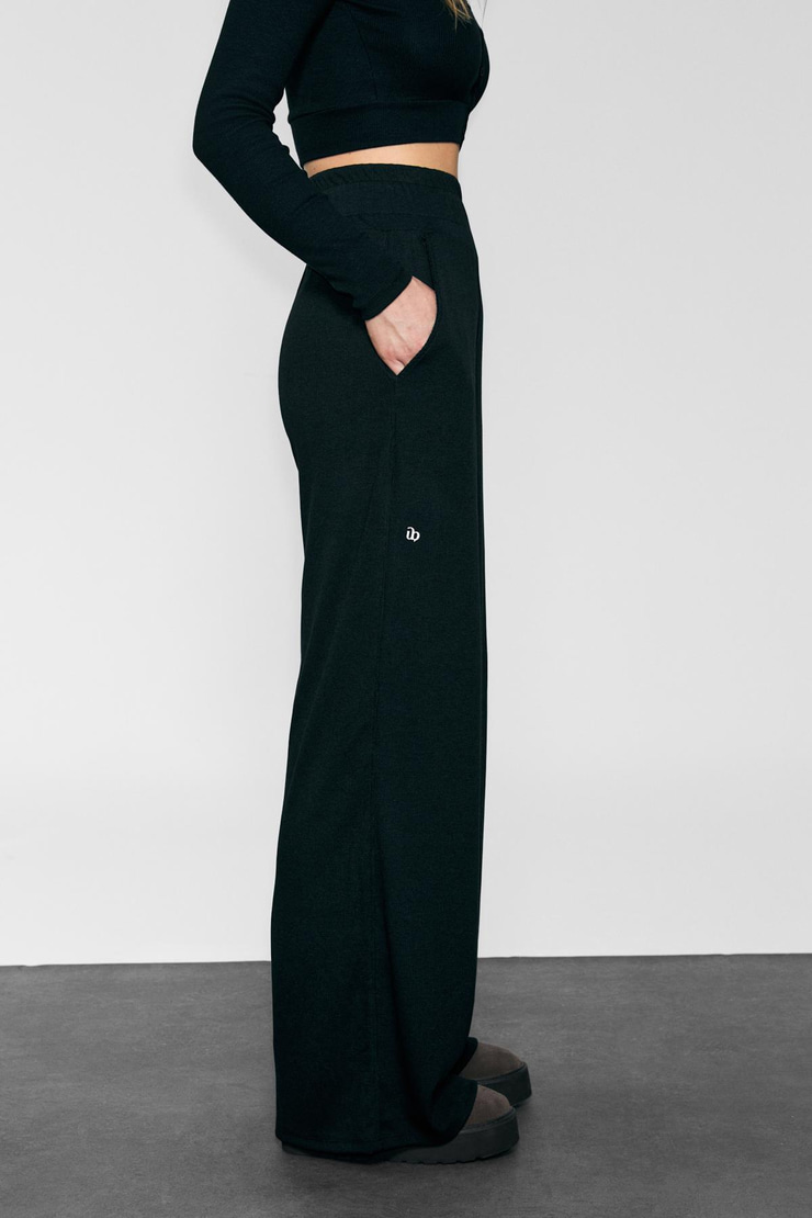 NEXA Kadın Yumuşak Ve Esnek Kumaşlı Baskı Detaylı Relaxed Siyah Eşofman Altı