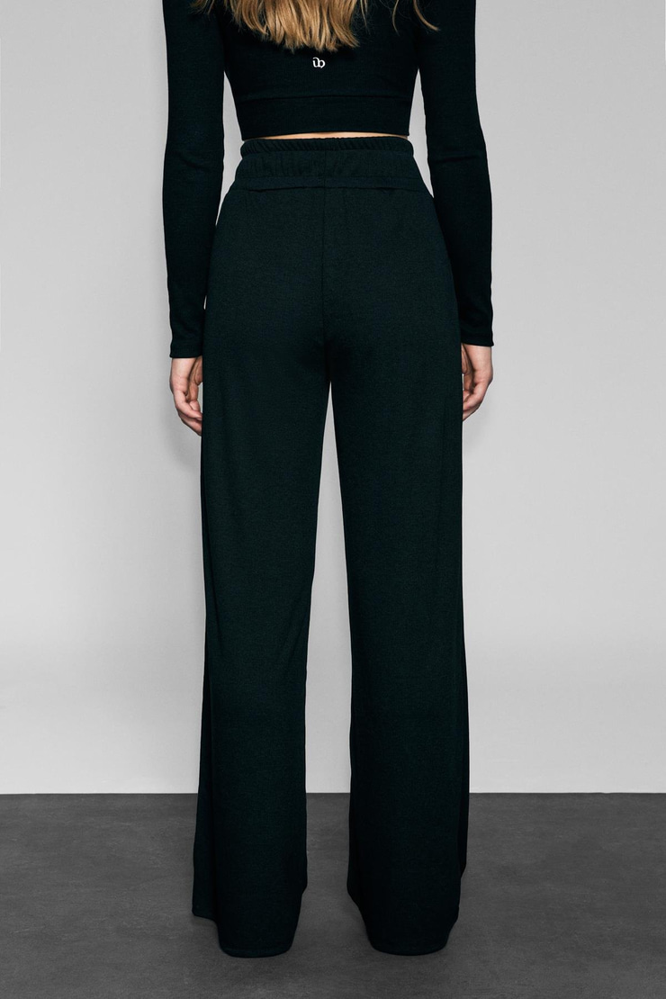 NEXA Kadın Yumuşak Ve Esnek Kumaşlı Baskı Detaylı Relaxed Siyah Eşofman Altı