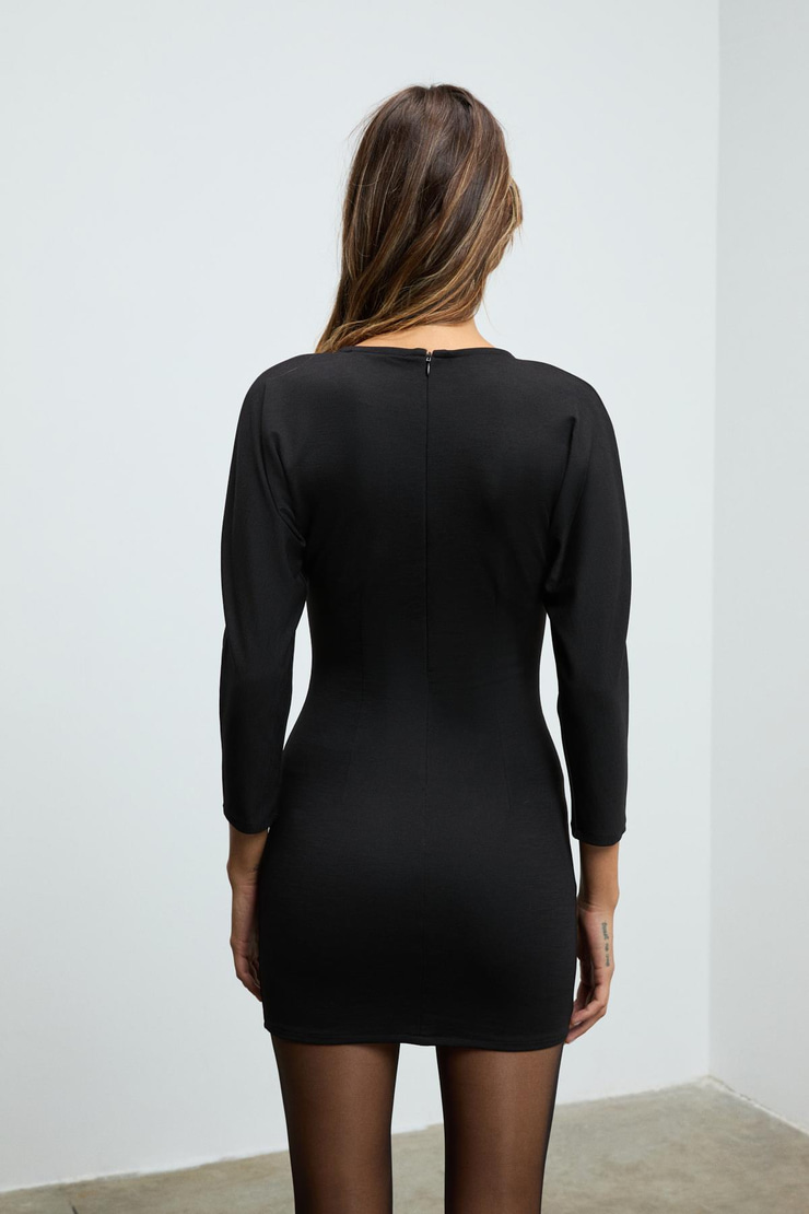 NIVARA Kadın Yuvarlak Yaka Yarasa Uzun Kollu Ön Süs Dikiş Detaylı Arkası Fermuarlı Mini Siyah Elbise