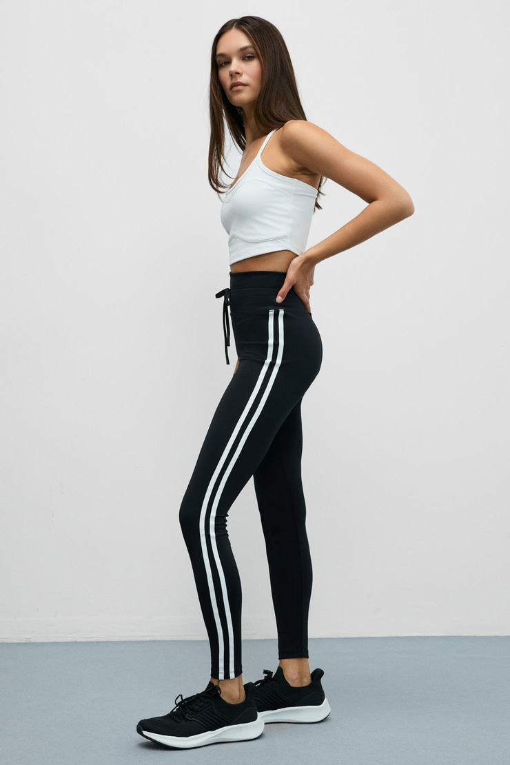 NORGIA Kadın Yumuşak Ve Esnek Dokulu Kontrast Biyeli Kordonlu Siyah - Beyaz Tayt