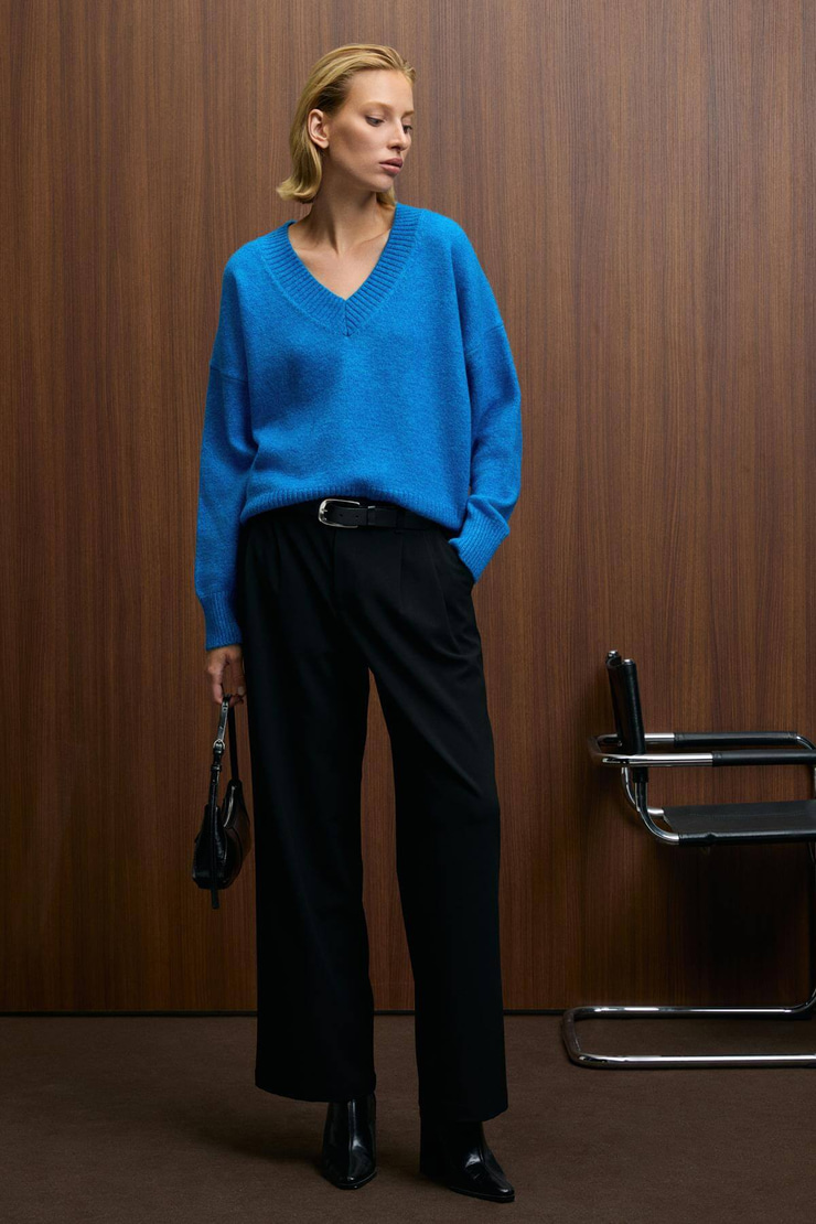 NORSHA Kadın V Yaka Yumşak Dokulu Relaxed Fit Triko Mavi Kazak