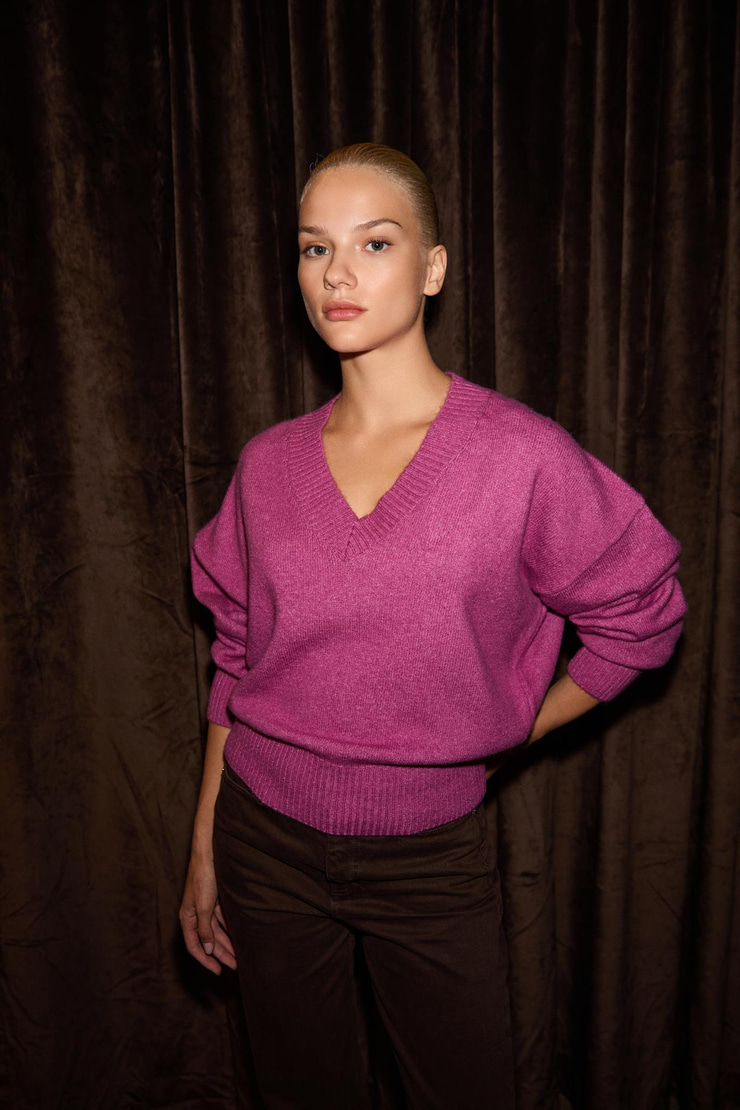 NORSHA Kadın V Yaka Yumşak Dokulu Relaxed Fit Triko Pembe Kazak