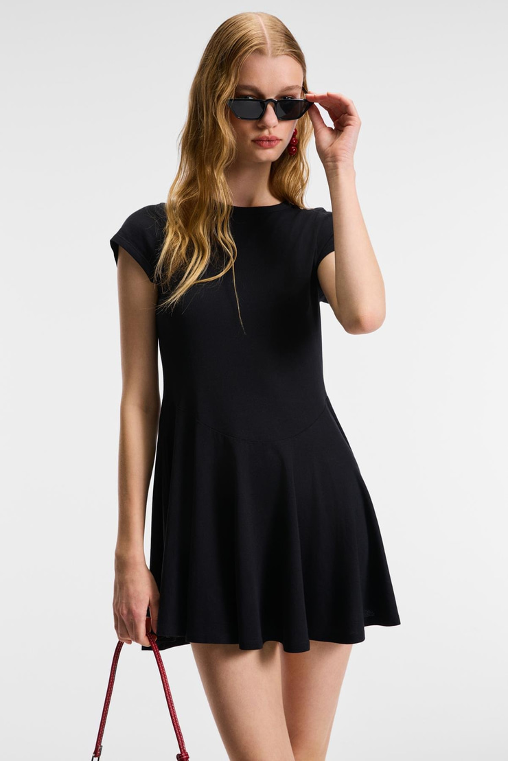 NURVA Kadın Bisiklet Yaka Cap Kol Beli Kesikli Mini Siyah Elbise