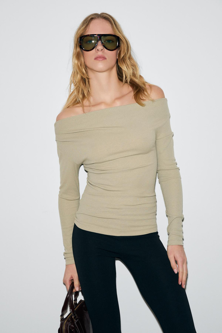 OLIVIENN Kadın Omuzu Açık Asimetrik Yakalı Uzun Kollu Slim Fit Vizon Bluz