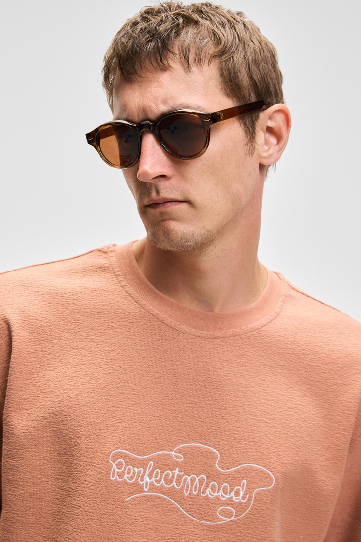 OURFLOW Erkek Nakış Detaylı %100 Organik Pamuk Bisiklet Yaka Kısa Kollu Oversize Kiremit Rengi T-Shirt